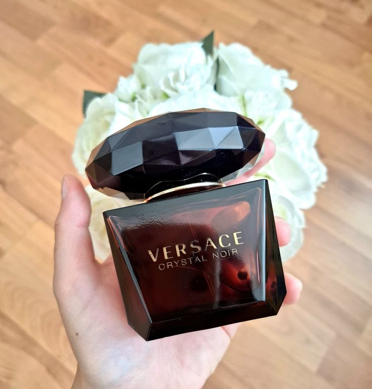 Versace Crystal Noir EDP 90ML (328)