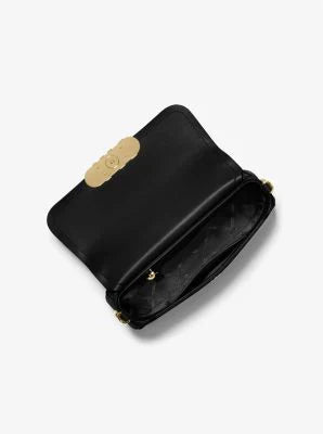 Michael Kors Jet Set Charm Small Logo Pochette Bag ( Box Dust Bag) 5323