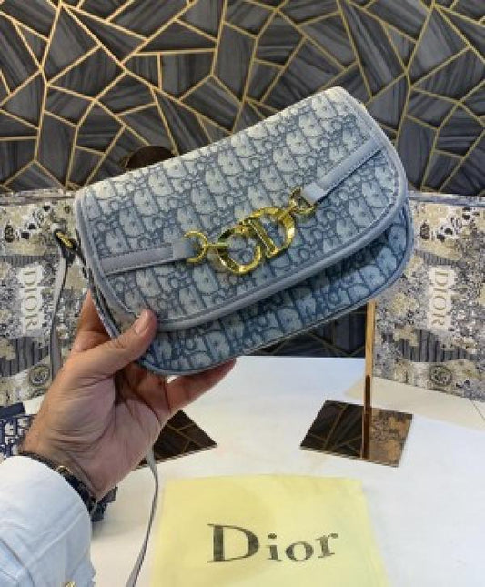 CHRISTIAN DIOR MONTAIGNE 30 HAN BAG WITH FOLDING BOX 1701