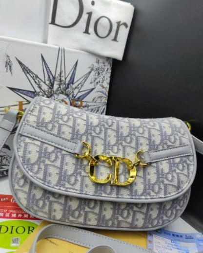 CHRISTIAN DIOR MONTAIGNE 30 HAN BAG WITH FOLDING BOX 1701