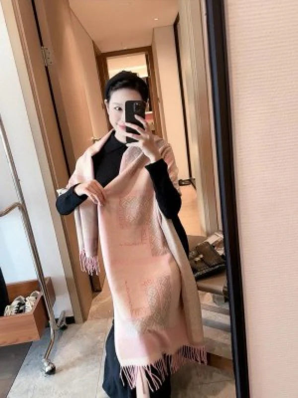 FENDI PREMIUM UNISEX WOOLLEN STOLE WITHBOX 1978