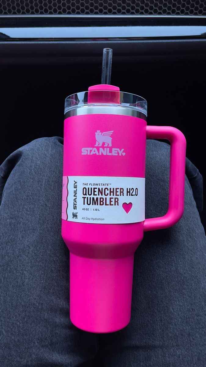 Stanley Quencher H2.0 Flow State Tumbler - Dark Pink