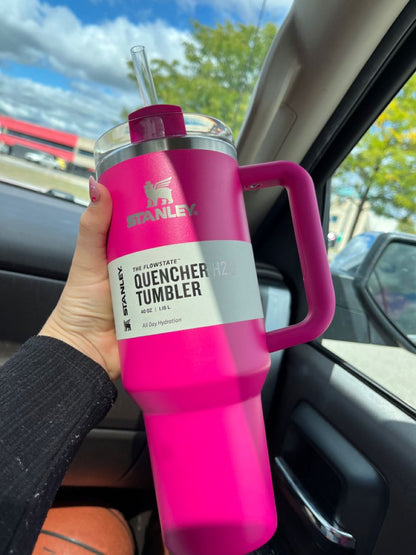 Stanley Quencher H2.0 Flow State Tumbler - Dark Pink