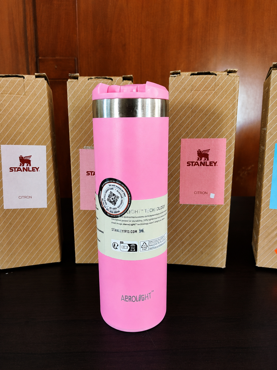 Premium Insulated Travel Coffee Mug 470 ml – Stainless Steel Vacuum Flask with Flip Lid (Dark Pink)