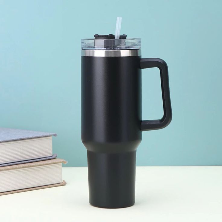 1200ML Insulated Tumbler – Keeps Drinks Ice Cold for 12 Hours ❄️-Black