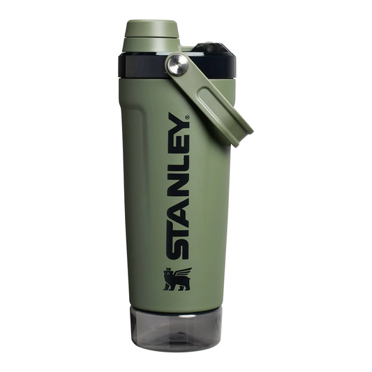 Stanley 20oz Activate Shaker Bottle- Green
