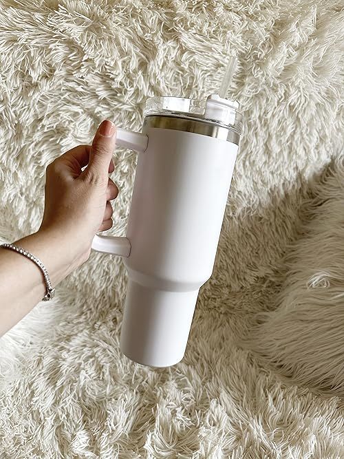 1200ML Insulated Tumbler – Keeps Drinks Ice Cold for 12 Hours ❄️-White