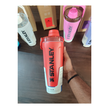 Stanley 20oz Activate Shaker Bottle – Red