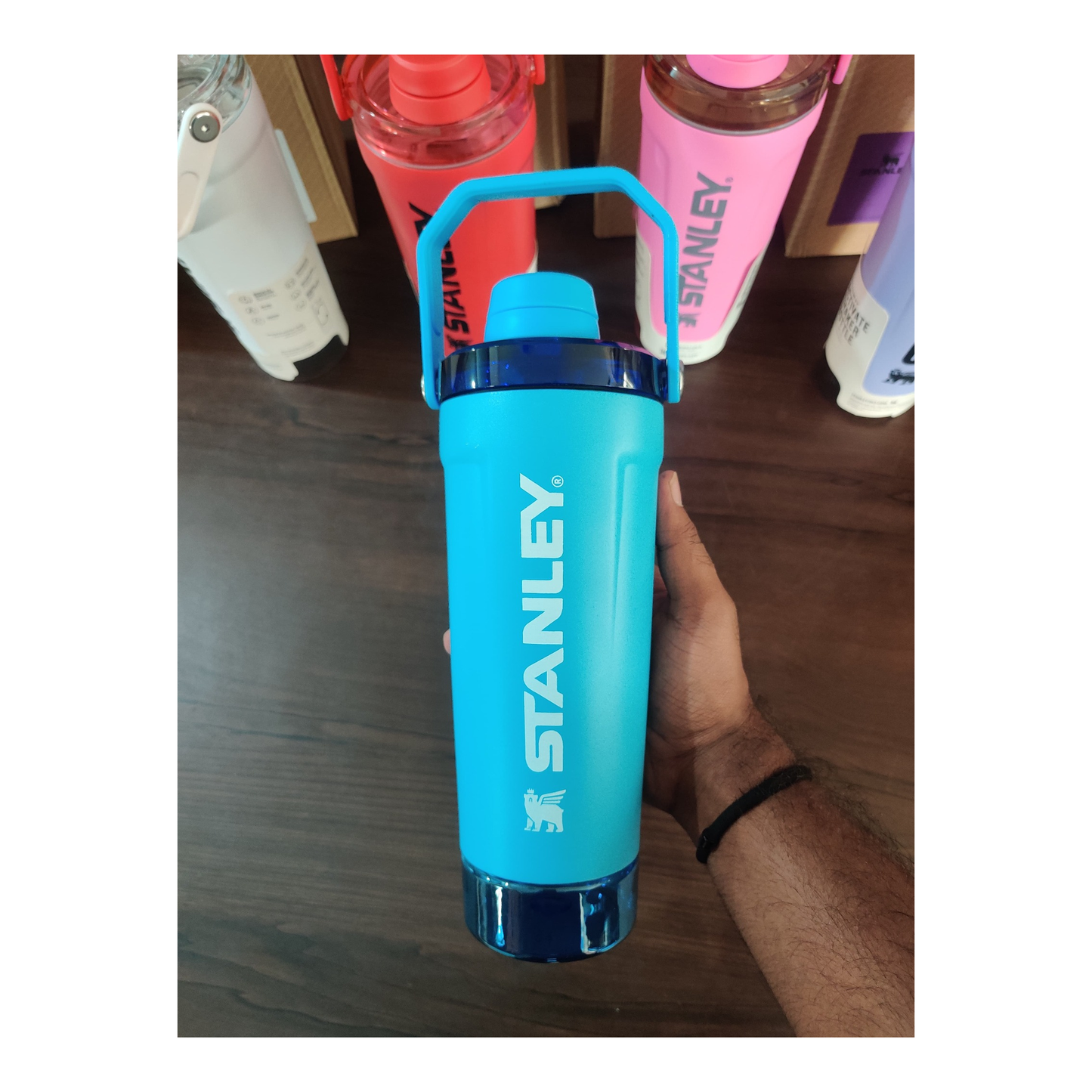 Stanley 20oz Activate Shaker Bottle – Blue