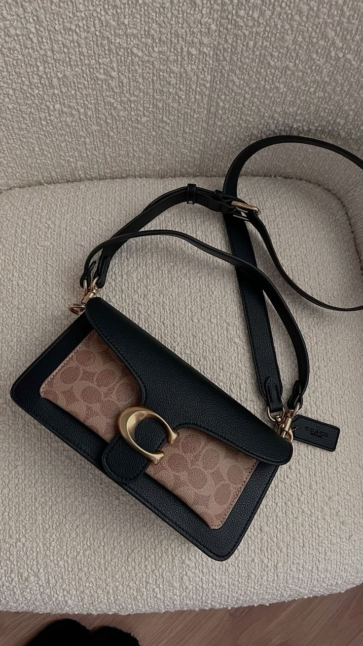 COACH TABBY SIG CC 26 LEATHER SHOULDER BAG WITH BOX 894