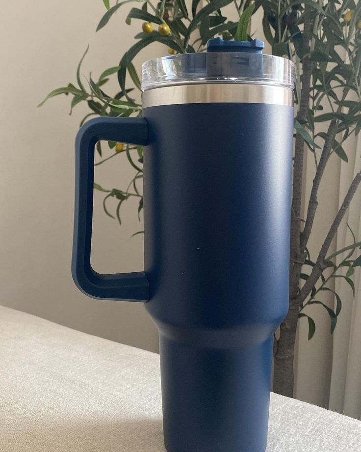 1200ML Insulated Tumbler – Keeps Drinks Ice Cold for 12 Hours ❄️